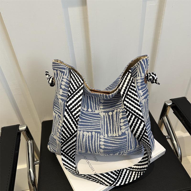 

Women s Large Capacity Canvas Tote Bag - Autumn 2024 Handbag for Lazy Commute Style синій