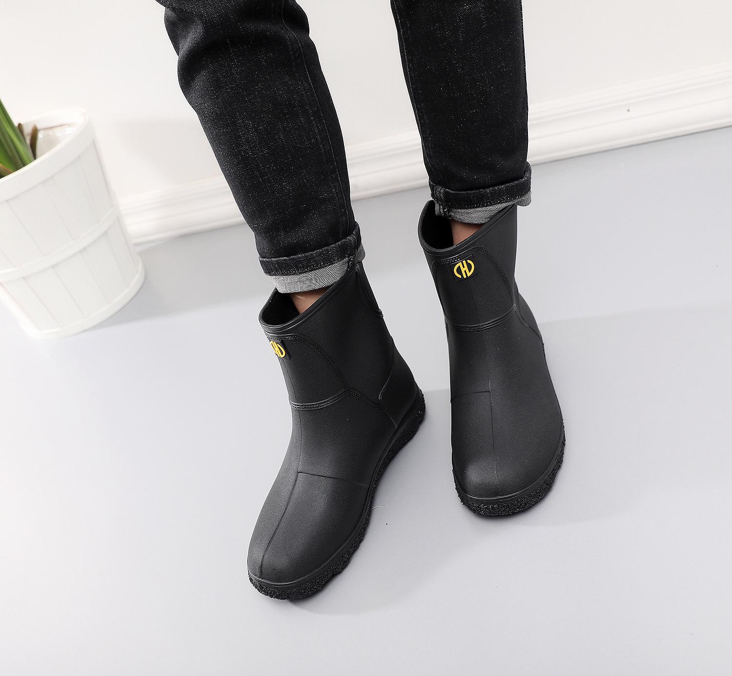 

Чоловічі водонепроникні низькі нековзкі гумові чоботи - Модне гумове взуття для кухні або використання на вулиці, доступне у великих розмірах. 43