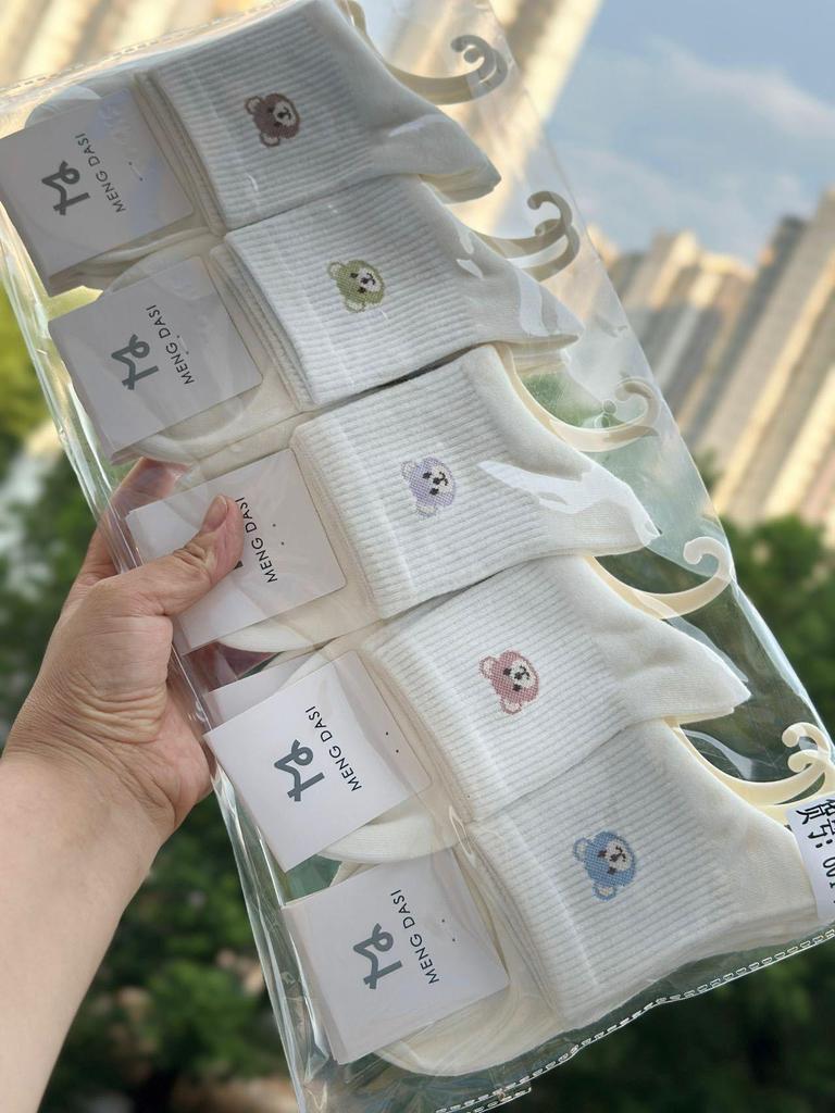 Autumn/Winter 10-Pack Women's Mid-Calf Cartoon Socks - Cute, Comfortable, Fashionable, College Style Cotton Sports Socks