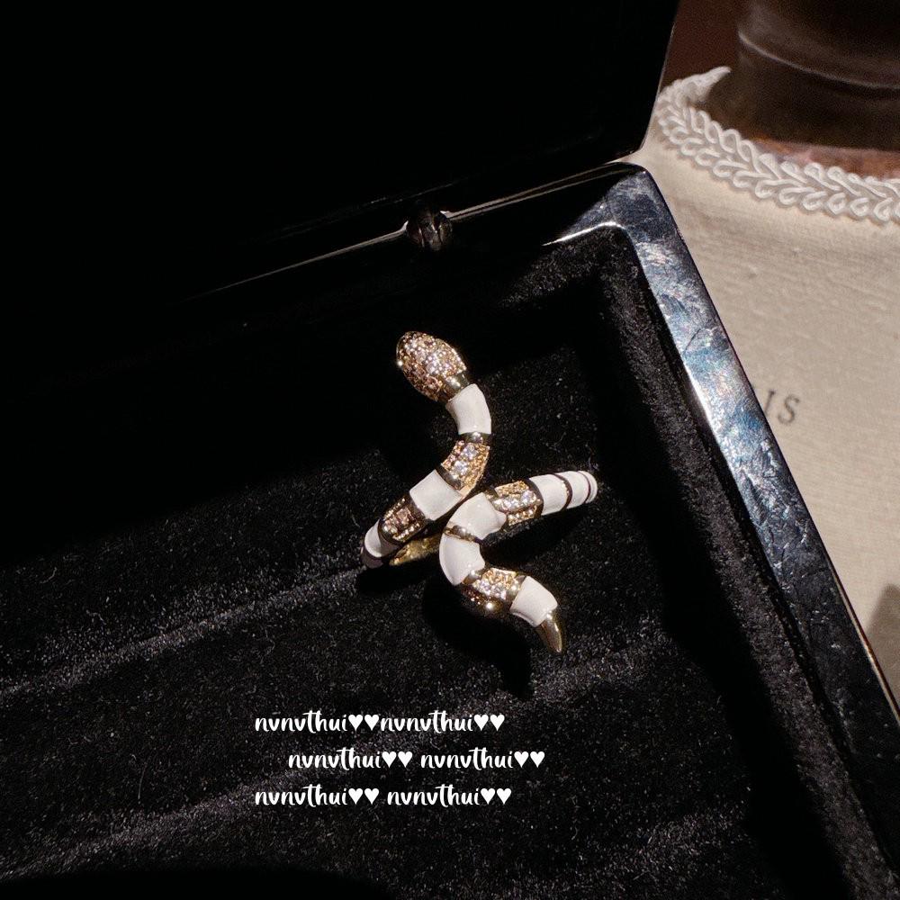 

Серьги с кисточками в виде медуз-розовых облаков и драгоценных камней