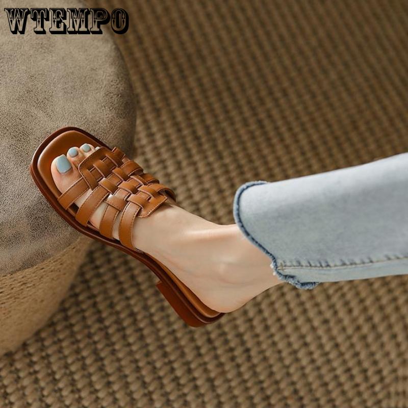 Schlichtes Temperament Leder Römischer Wind Ein Wort Sandalen Damen Sommer Vielseitig Draußen Tragen Flache Sohle Vorbereitung Weiche Ledersandalen