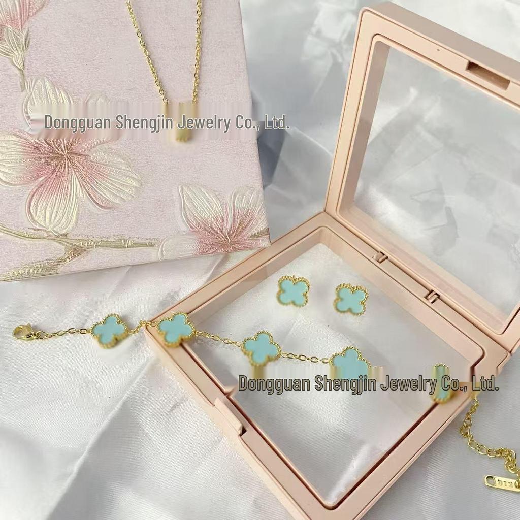 Double-Sided 18K Gold Mother-of-Pearl Four-Leaf Clover Necklace