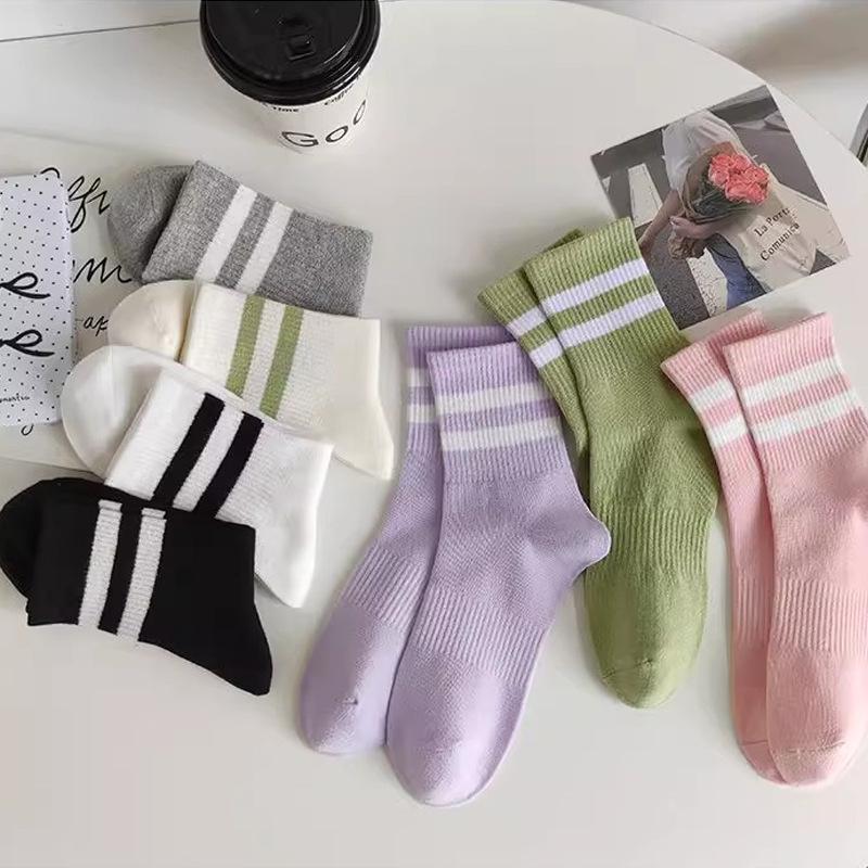 Women's Mid-Calf Two-Bar Stripe Pure Cotton Socks, Odor-Resistant, Anti-Pilling, Versatile for Sports and Casual Wear.