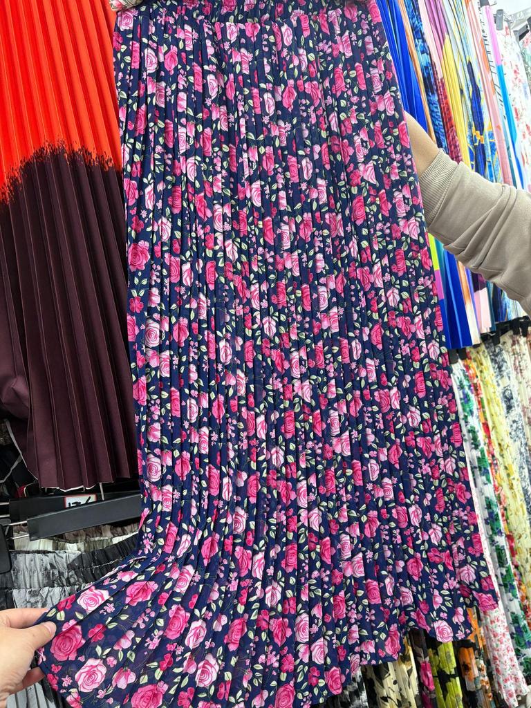 European & American Pleated Print Midi Skirt, Soft Chiffon Fabric, High Waist, Versatile Style