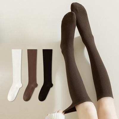 Damen Herbst und Winter Dünne Beine Zeigen Dünnes Design Fühlen Druck Knochenlose Langbein-Socken