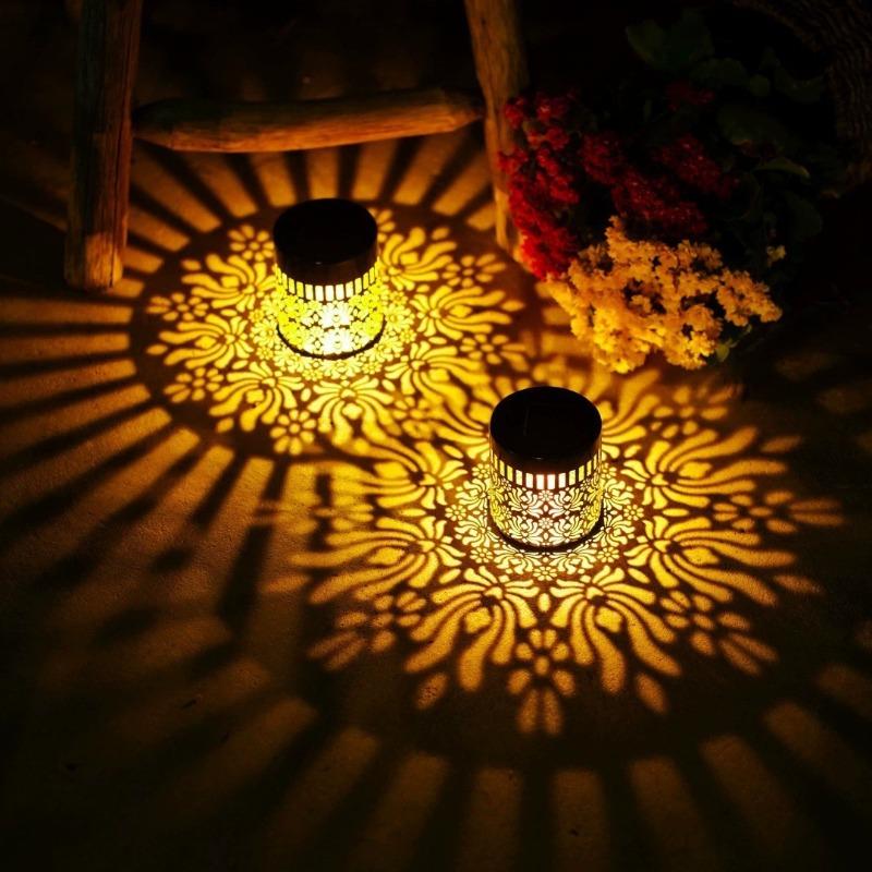 Solar Outdoor Wall Light, Waterproof Spotlight Sensing Courtyard Light