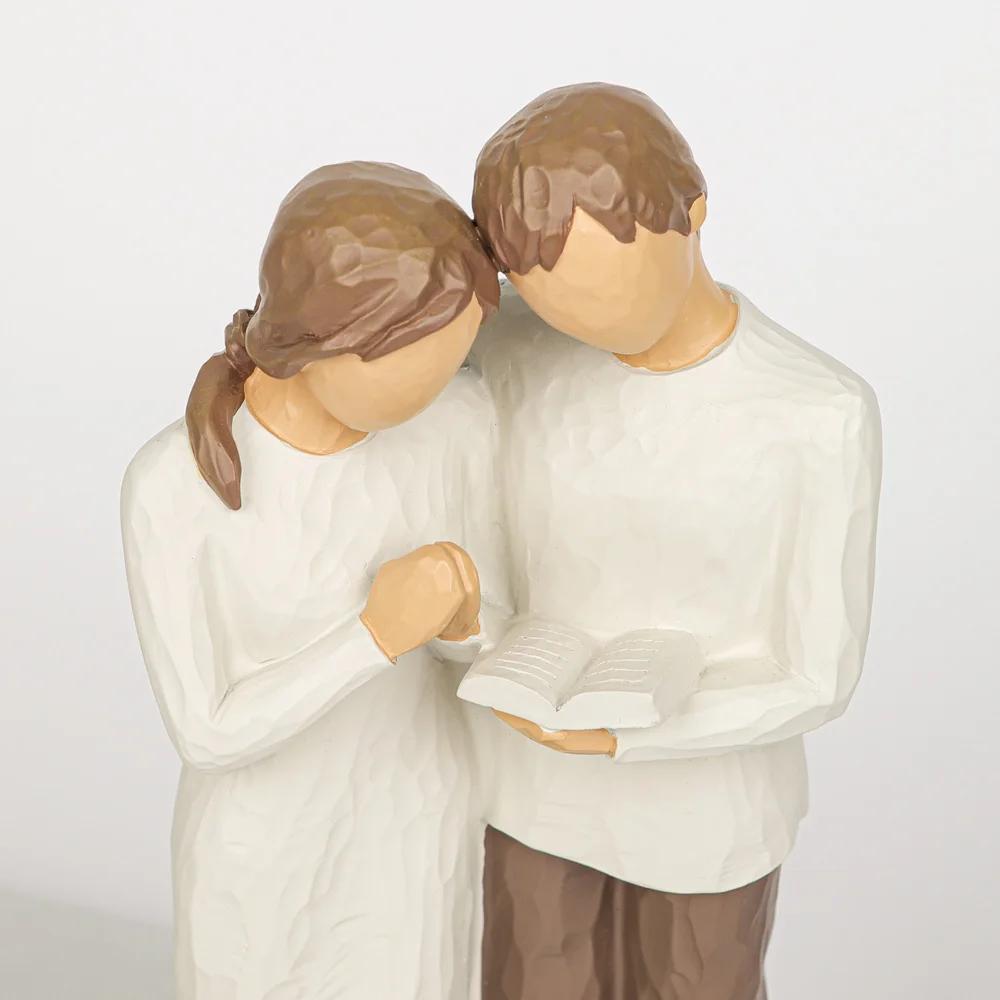 Bronze Tone Resin Family Statues, Heartwarming Home Decor Pieces, Elegant Resin Couple Statues Symbol of Togetherness for Home