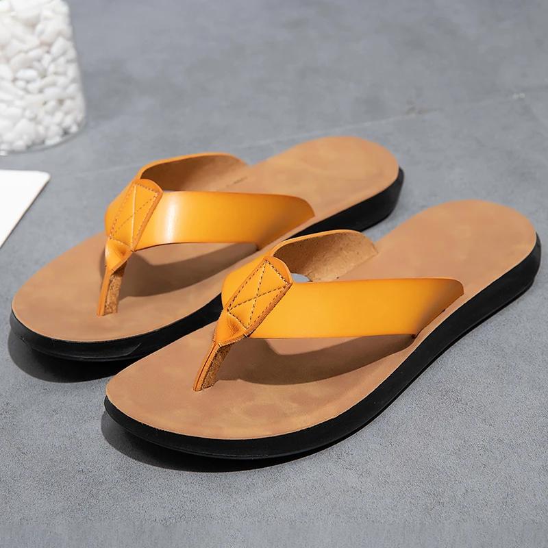 Fashion 2025 New Italian Leather Flip-flops For Men Cool Beach Summer Shoes Hotel Slippers Man Big Size 47 Light Flats Luxe Men's Shoes