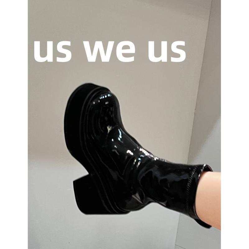 

Men s Off-White Patent Leather Round Toe Ankle Boots with Thick Sole 39