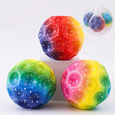 Palline rimbalzanti per bambini Giocattoli sportivi PU Foam Solido Poroso Palline rimbalzanti Estremo Alto Rimbalzo Anti Gravità Palla Lunare Giocattoli per bambini