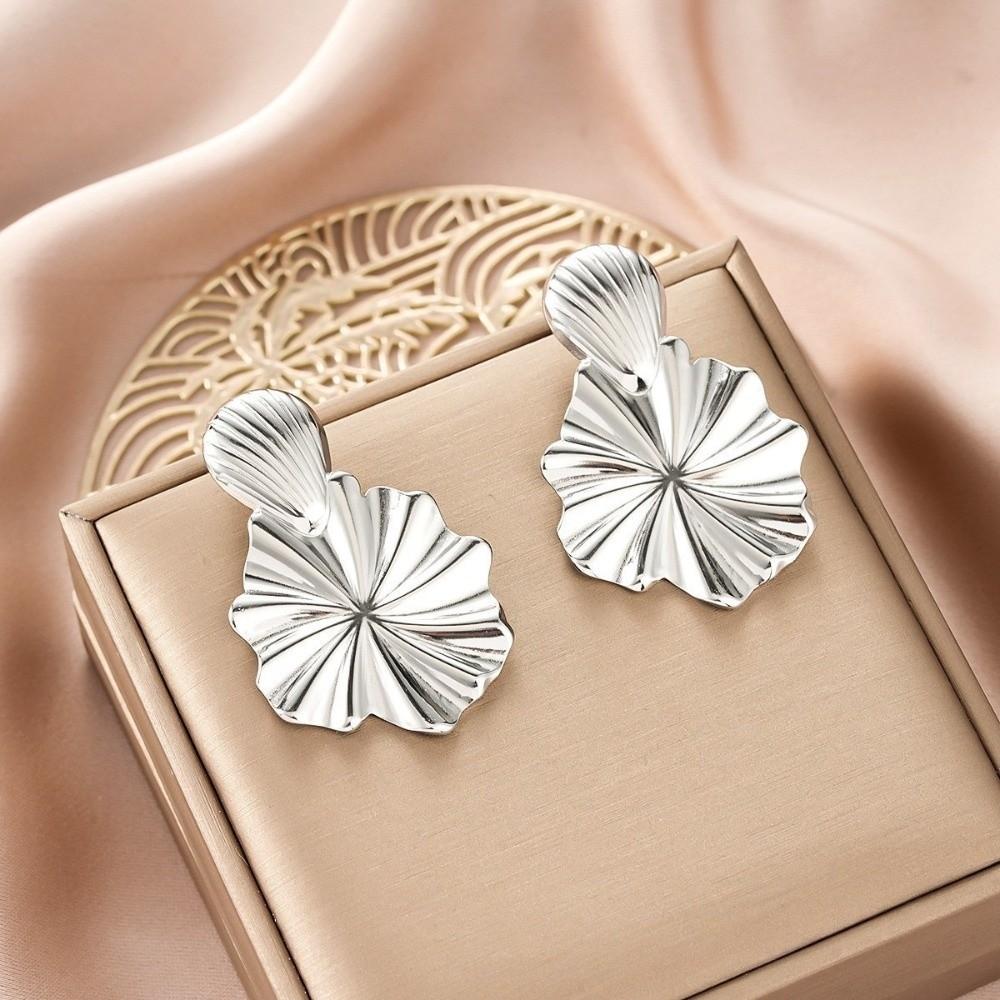 Zink Zinklegierung Lotusblatt Ohrringe Goldfarbe Hängeohrringe Elegante Geometrische Ohrhänger Hochzeit