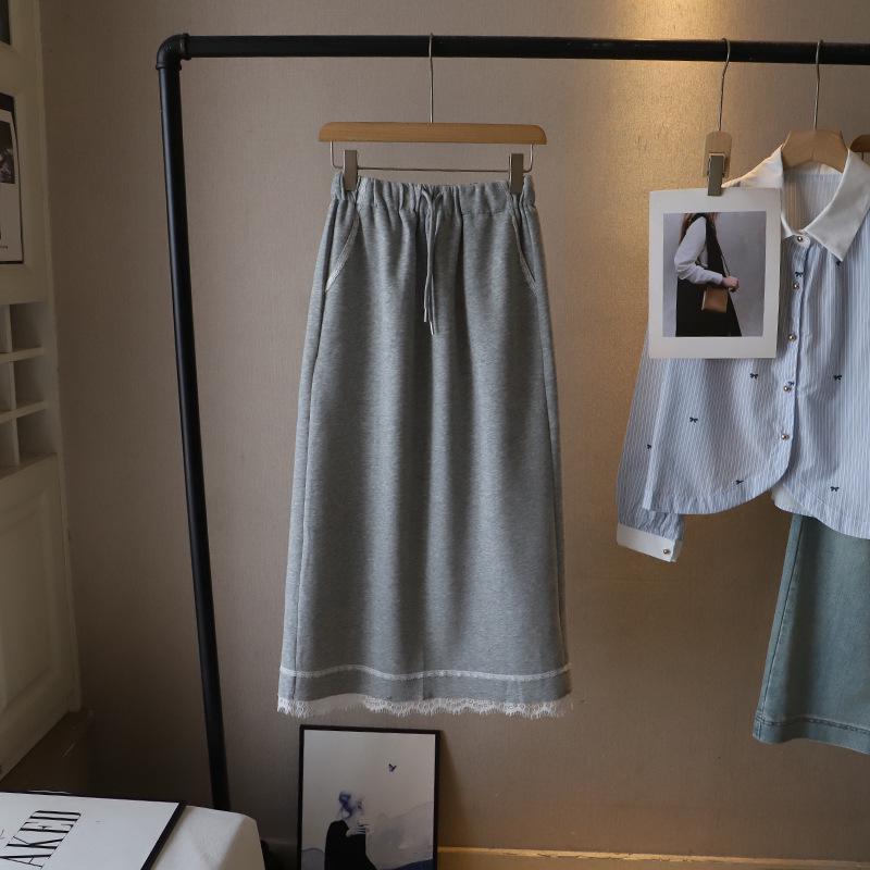 Bi Zheng 2025 Korean Style Lace Trim Slimming Midi Skirt with Slit for Women