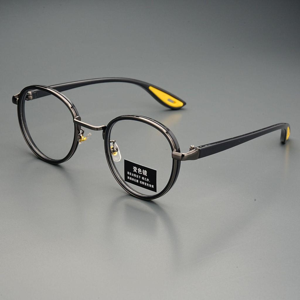 2025 TikTok Trending Color-Changing Glasses with High-Quality Tortoiseshell Frame and White-to-Gray Lenses