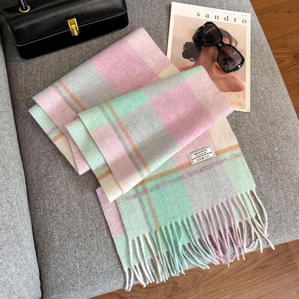2025 Unisex 100% Wool Scarf: Versatile and Warm for Autumn & Winter