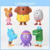 Delizioso set di 6 personaggi d'azione di Hey Duggee con distintivo, perfetto per i bambini a Natale.
