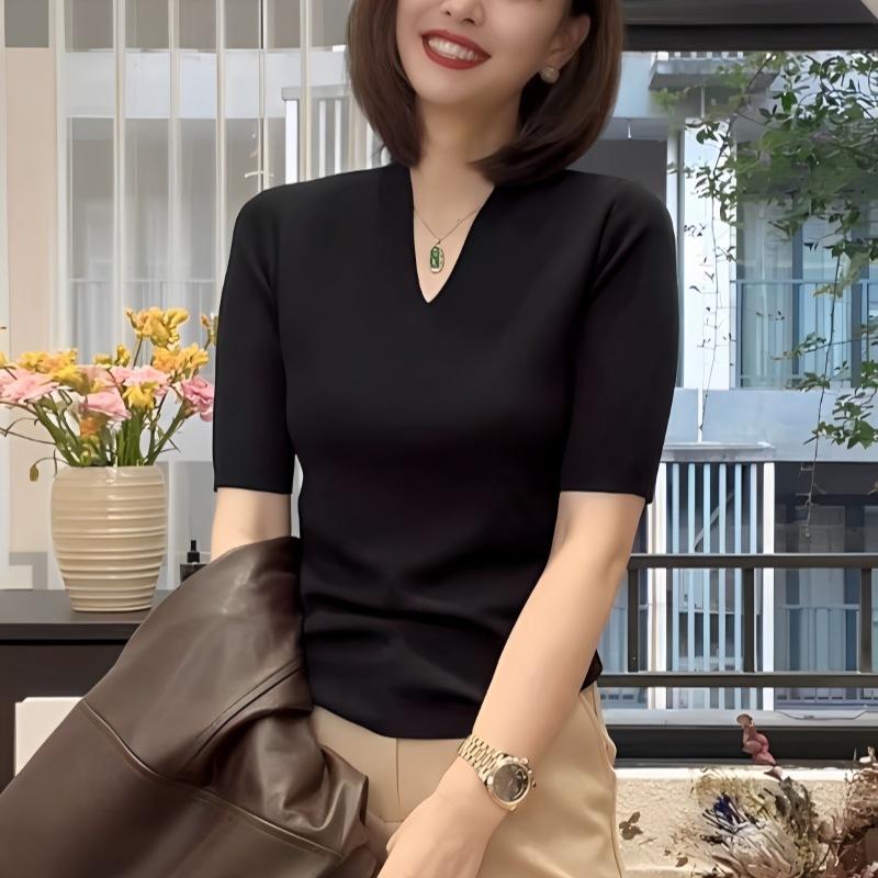 Summer thin V-neck ice silk short-sleeved knitted sweater women's summer new temperament high-end slim-fit inner top