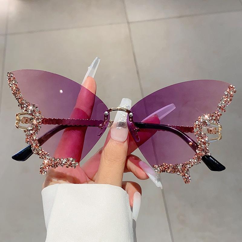 Schmetterling eingelegt mit gebrochenen Diamanten und randlose Sonnenbrille Retro-Mode personalisiertes Outfit High-End-Sonnenbrille