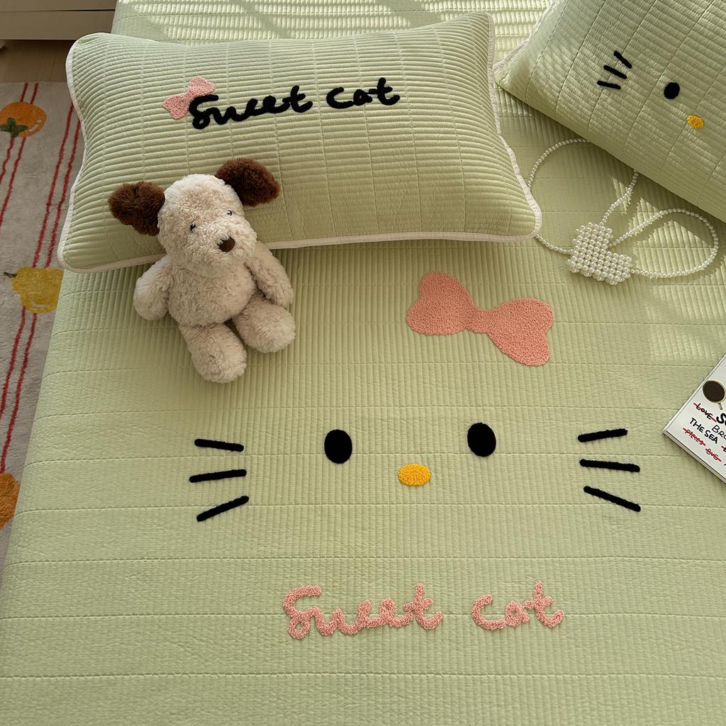 Sleeping Cloud Cotton Cute Towel Embroidered Bed Cover