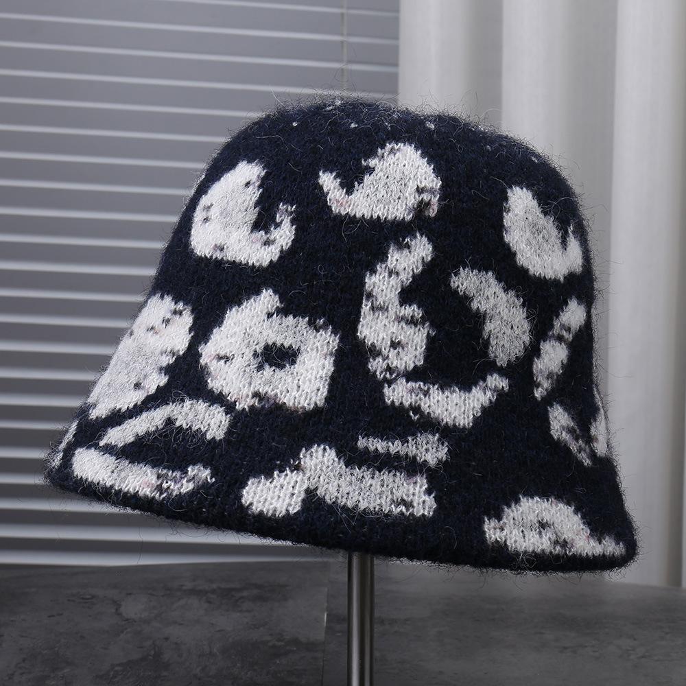 Autumn and winter new knitted fisherman hat fashionable versatile warm washbasin hat spot