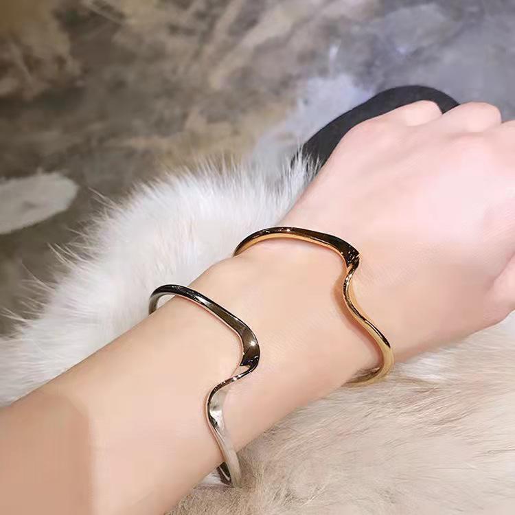 European  American Geometric Twisted Bracelet - Versatile Open Cuff for Women