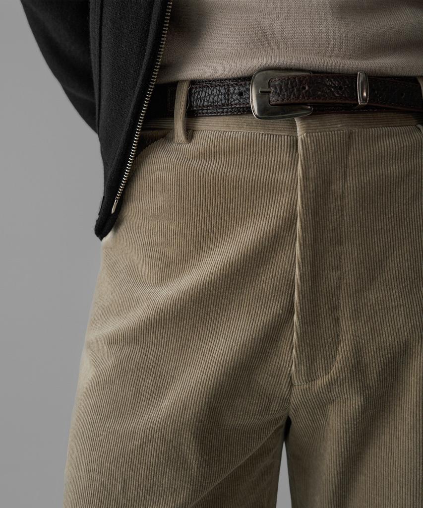 Baulopeulodeogteu Semi-Flare Corduroy Pants [Beige]