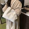 Tragetasche, Eine hochwertige, Retro- und vielseitige Einzelschultertasche mit großem Fassungsvermögen für den Arbeitsweg