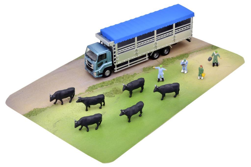 Tomytec The Truck Collection Truck Collection Livestock Transporter Set A Livestock Diorama Supplies 331551