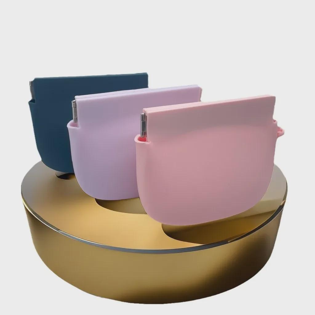 Silicone Coin Purse with Zipper and Hand Tie - Ideal for Storing Coins, Earphones, and Keys.