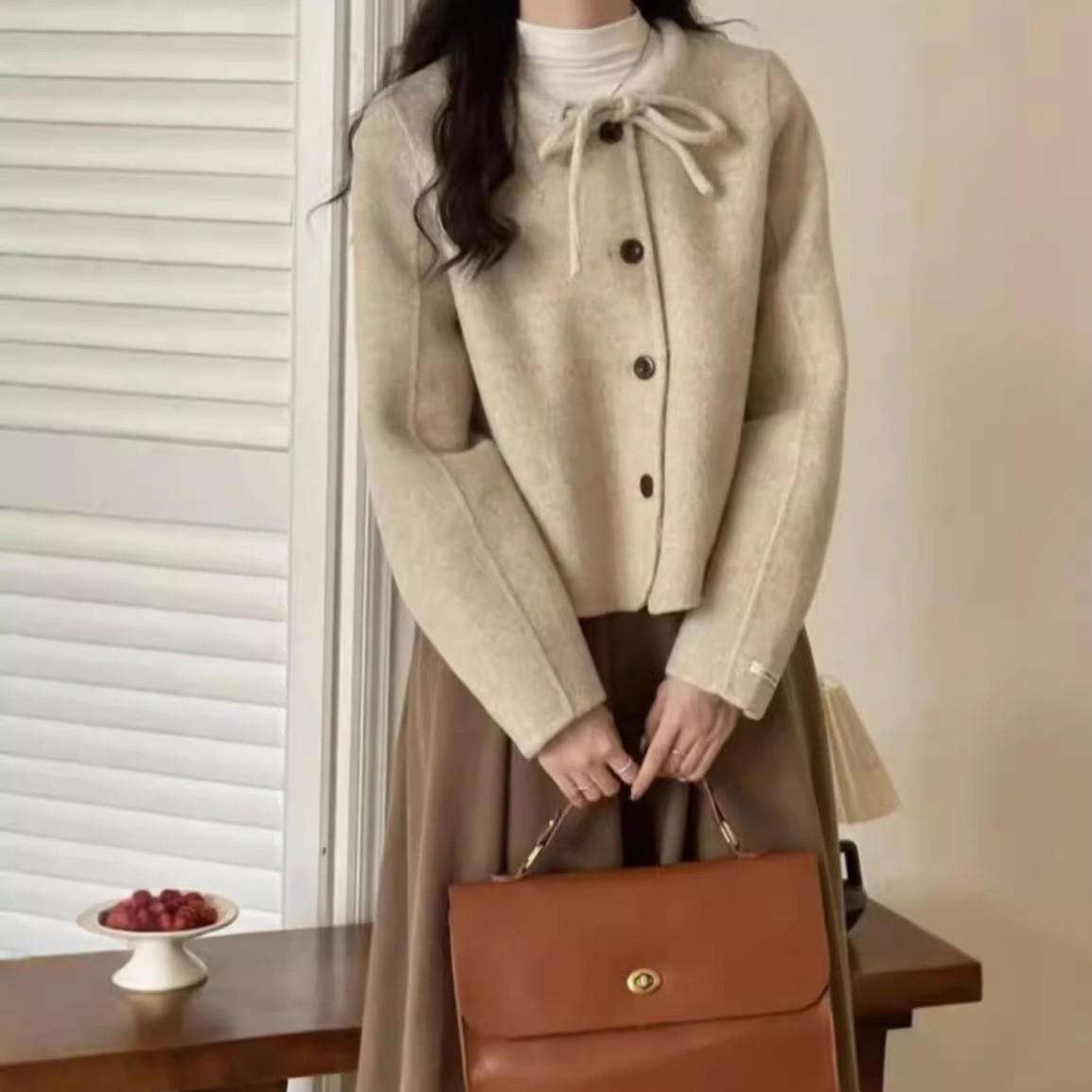 

Новое осенне-зимнее двухстороннее шерстяное пальто, маленькое однотонное шерстяное пальто без воротника с завязками M