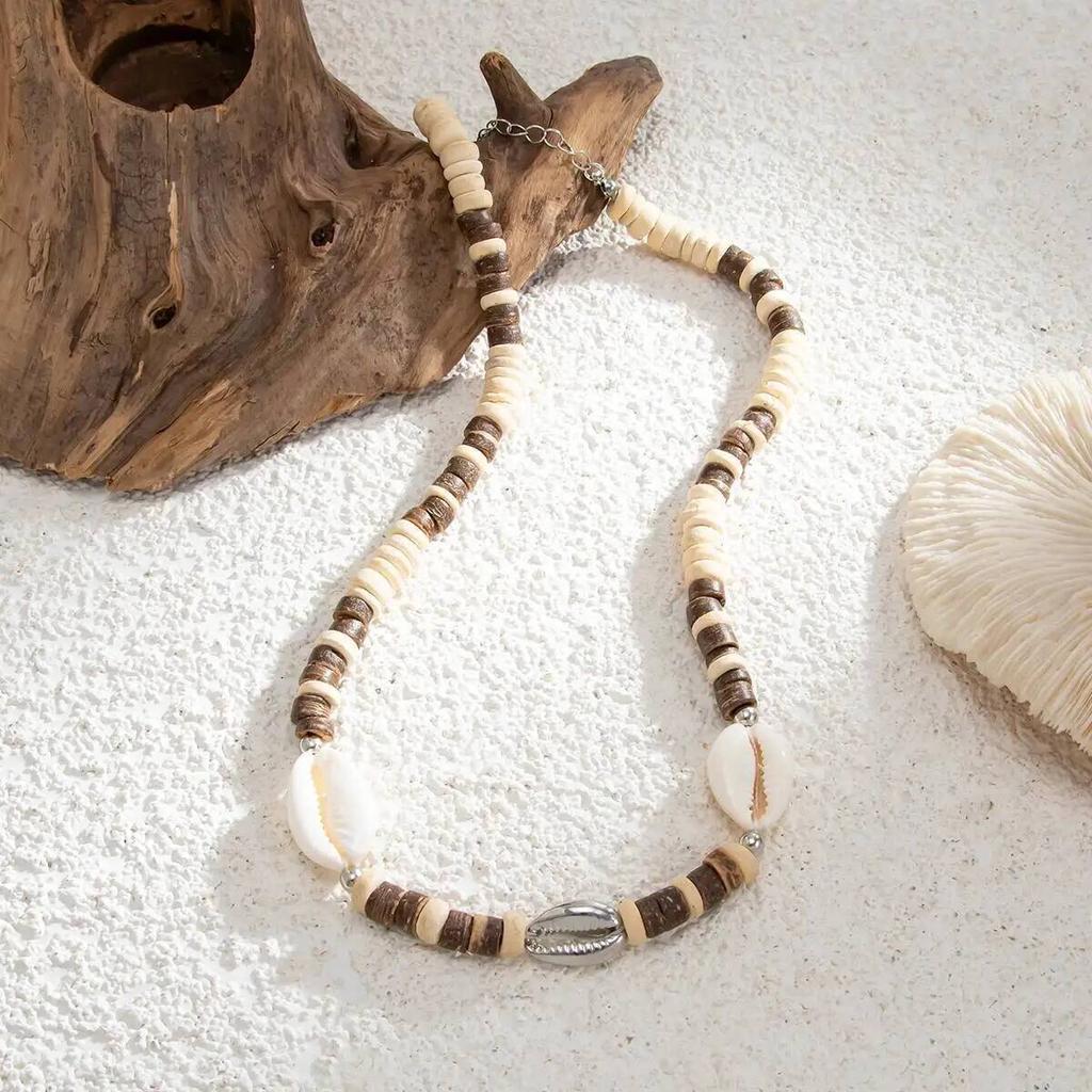 SHIXIN Minimalist Brown Wooden Bead Choker Necklace For Men Bohemia Adjustable Conch Scallop Short Necklace Male Neck Jewelry