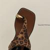 Fashion Fashion Casual Cover Toe Flat Slippers Women's Summer 2025 New Leopard Seaside Vacation Beach Shoes Roman Cool Slippers