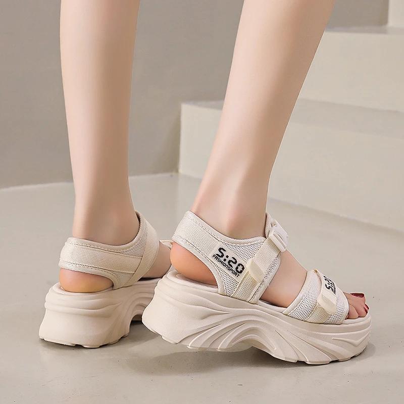Módní dámské plážové boty Silná podrážka Střední podpatek Otevřená špička Dámské sandály Gumová podrážka Síťovaný svršek Módní boty 2024 Léto Nový styl