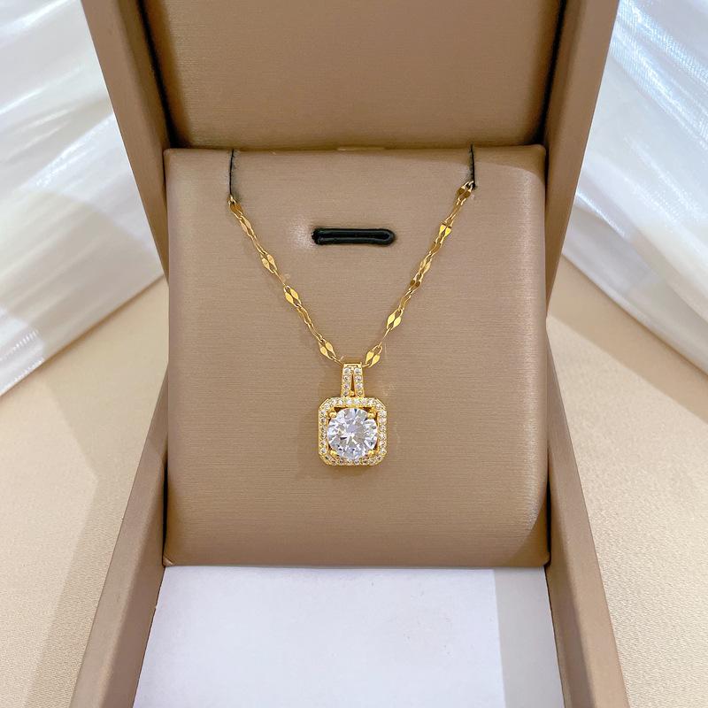 Micro-Inlaid Necklace Earrings Set Light Luxury Square Full Of Diamonds Personalized Temperament Banquet Earrings Necklace Group