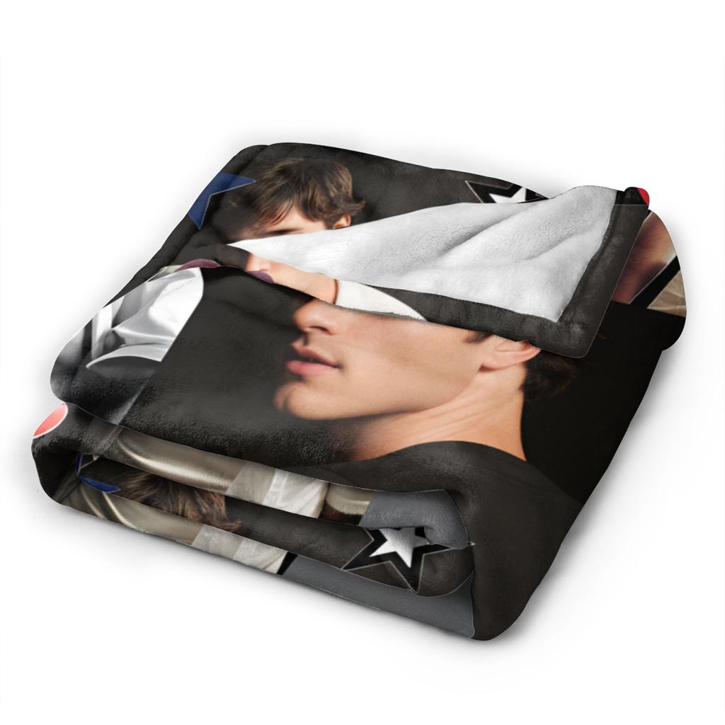 Warm Soft Blanket Picnic Jacob Elordi Throw Blanket Flannel Bedspread For Living Room Funny Sofa Bed Cover