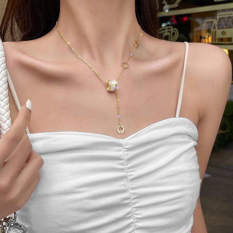 Transfer small waist necklace women's light luxury collarbone chain ins cold wind neck chain