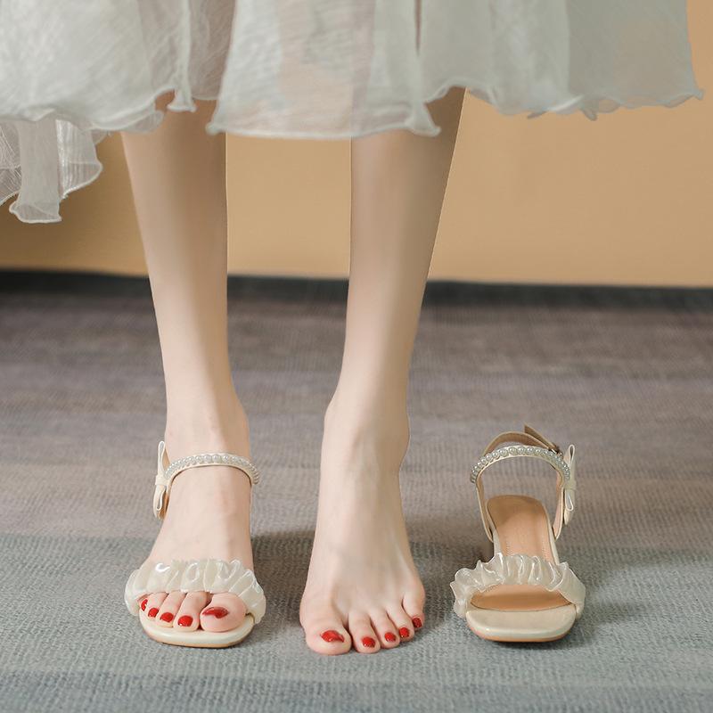 

Босоножки с бантом женские на толстом каблуке с открытым носком плиссированные ремешок на одно слово высокие каблуки 40 абрикосовый