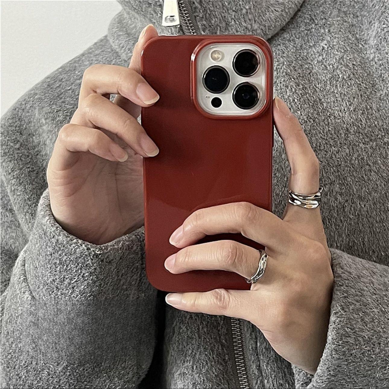 

Глянцевый силиконовый чехол для телефона Apple iPhone16promax-Pure Color Soft Silicone Glossy Anti-Fall Cover для Apple 15plus красный