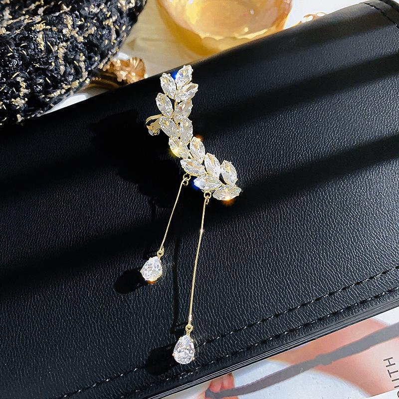 Trendy Geometric Fringed Pearl Earrings Korean Version Dongdaemun Retro Temperament Earrings Fashionable Personalized Earrings