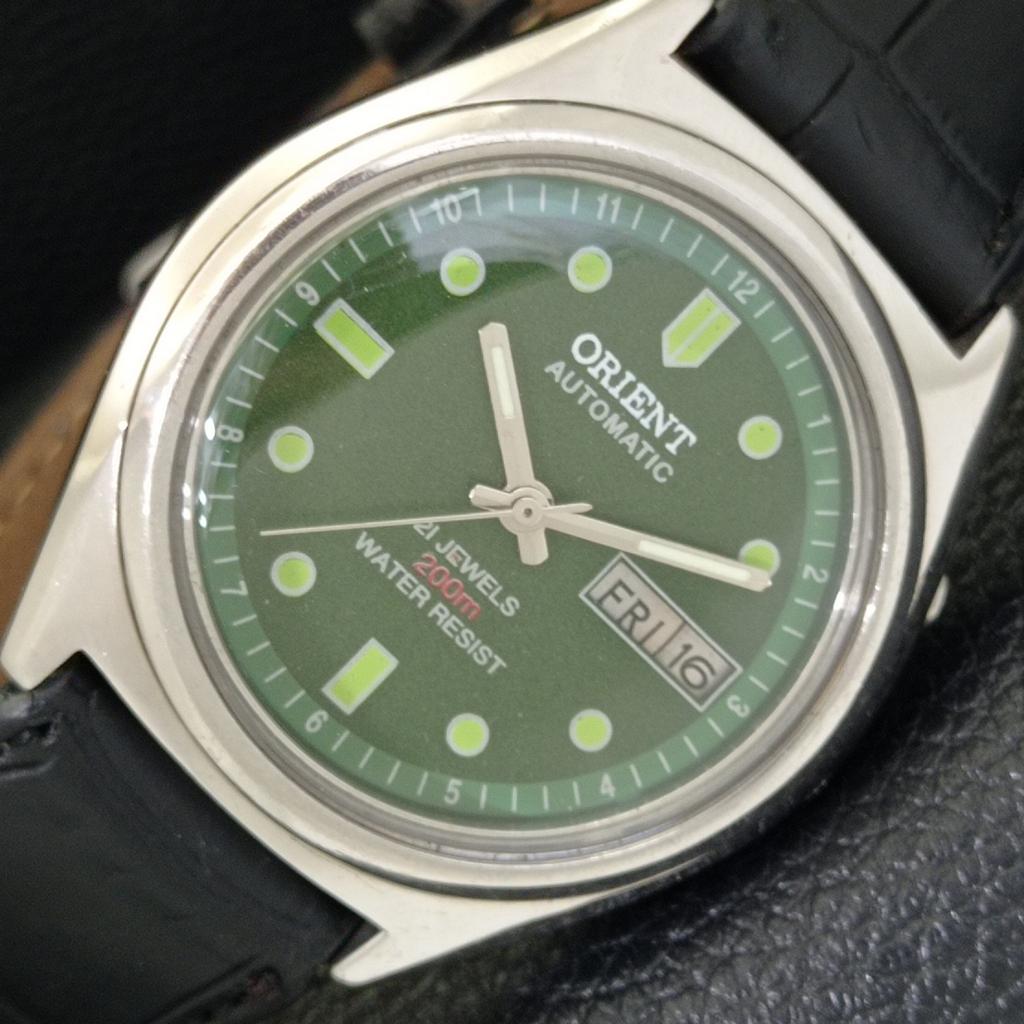 

VINTAGE ORIENT AUTOMATIC 48741 JAPAN MENS GREEN COLOR DIAL WATCH a700658-5 R204-a700658