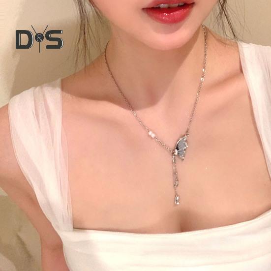Dame Halskjede Kobber Sommerfugl Anheng Dusk Cubic Zirconia Elektrobelagt Justerbar Lengde Ball Party Halskjede Hals Smykker
