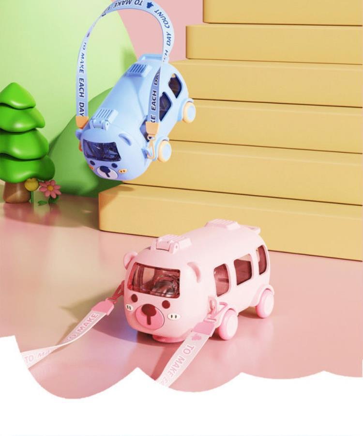 Children's Cartoon Bus Straw Cup for Kindergarten & School