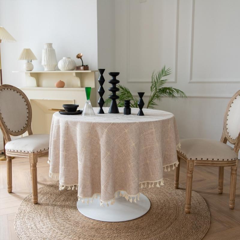 Simple Round Tablecloth Polyester Cotton Blend Against Slip Design Multiple Dyes For Various Uses