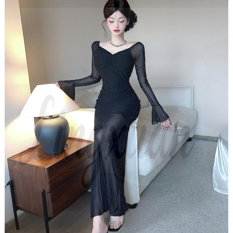 Elegant One-Shoulder Rhinestone Mesh Waist-Cinching V-Neck Evening Gown Small чёрный