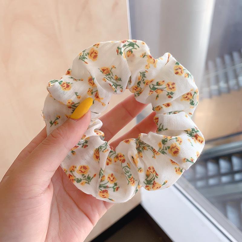 Korean Style Spring/Summer Floral Intestine Hair Scrunchie for Women – Elegant Ponytail Tie and Mori Girl Accessory.