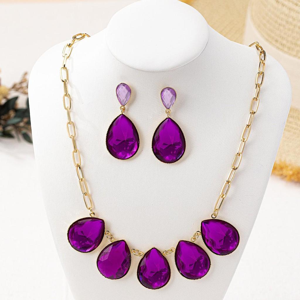 Elegant Geometric Purple Teardrop Jewelry Set: Pendant Necklace and Stud Earrings