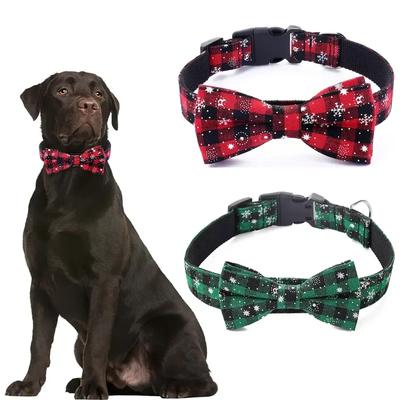 Hundehalsband mit Fliege, Weihnachtliches Karomuster Schneeflocken-Hundehalsband mit verstellbarer Schnalle Geeignet für kleine große Hunde Katzen Haustiere