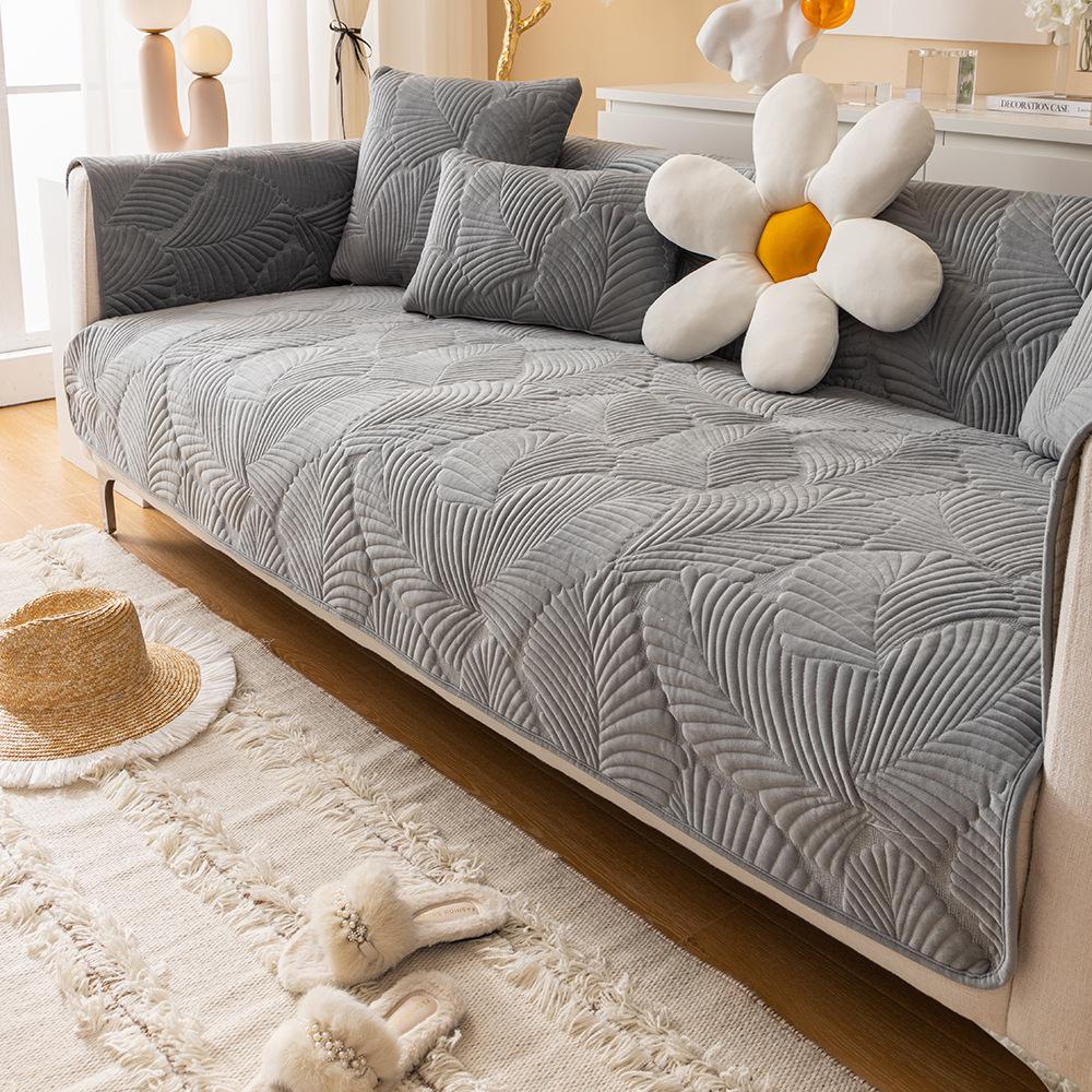 

Milk Velvet Plantain Leaf Sofa Cushion, Simple And Non-Slip Nordic Crystal Velvet Seat Cushion, Cover Cover, Universal Backrest Towel For All Seasons 70*70cm