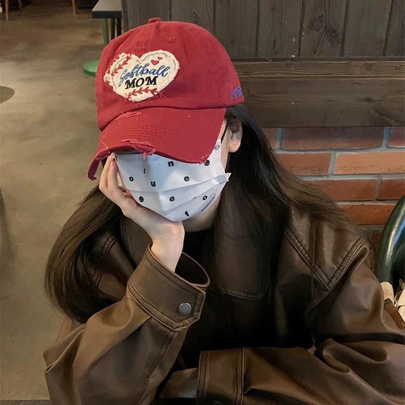 Cave Wind Love Embroidery Baseball Cap Men'S And Women'S Sunshade Edging Casual Cap