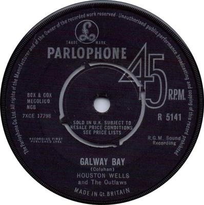 7-Zoll Schallplatte HOUSTON WELLS & THE OUTLAWS - Galway Bay / Livin' Alone R5141 Parlophone 1964 UK Rock Gebraucht