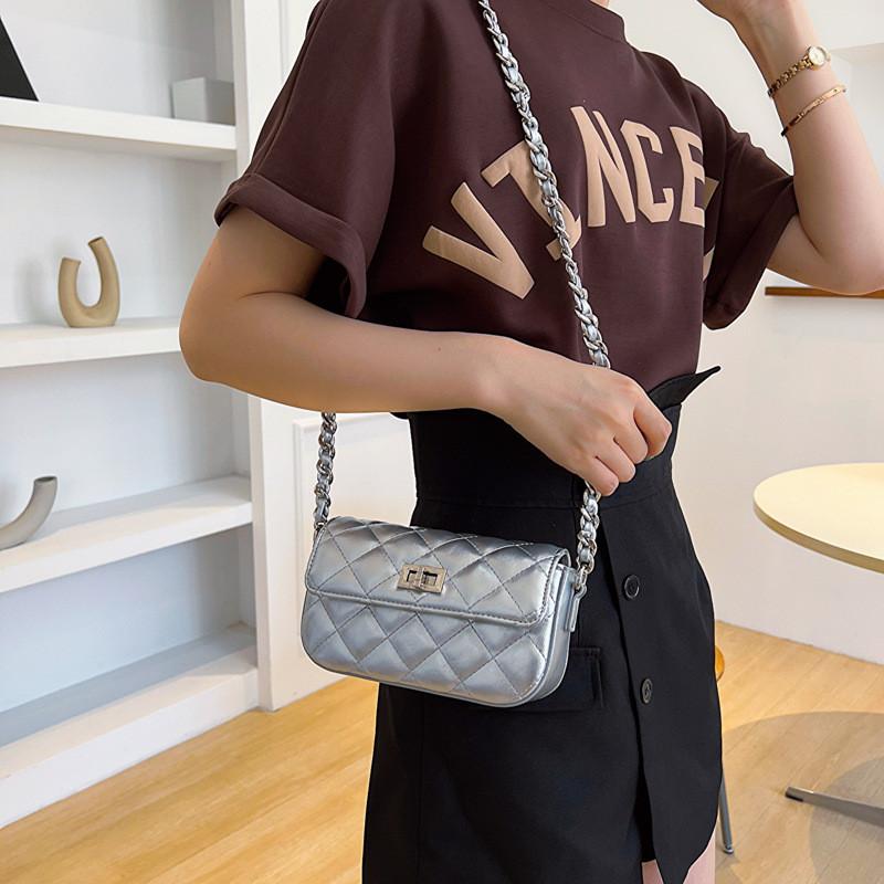 IELGY Diamond Chain Small Square Bag Niche Texture All-Match One-Shoulder Messenger Bag